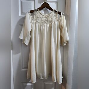 Elegant Cream Lace Dress
